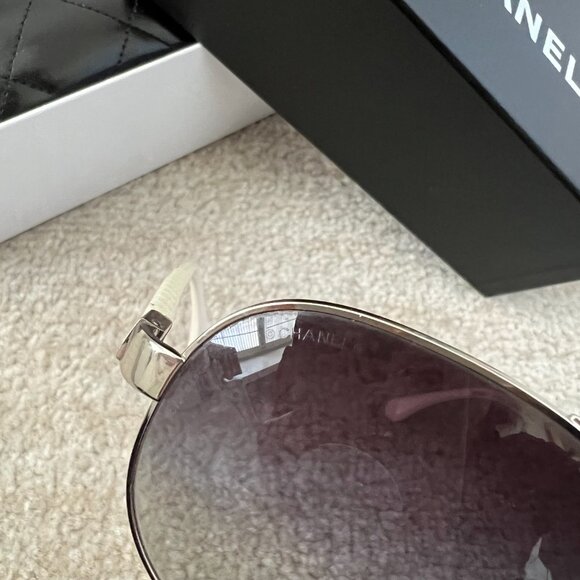 Chanel Authentic 4195-Q Aviator Quilted Sunglasses With Case Y2K - Picture 6 of 12